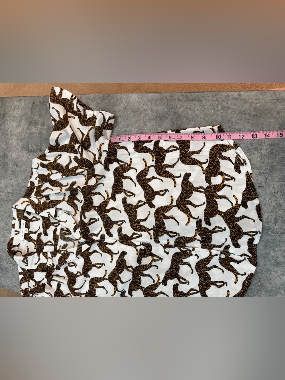 Jane + Delancey Cheetah Animal Print Button Front Blouse- Women’s - Picture 9 of 12